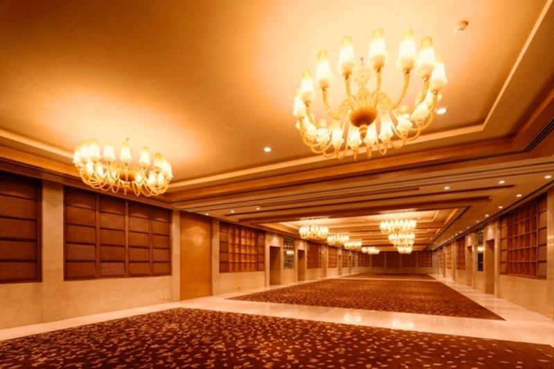 Radisson Blu Hotel New Delhi Dwarka Wnętrze zdjęcie The Grand Ballroom