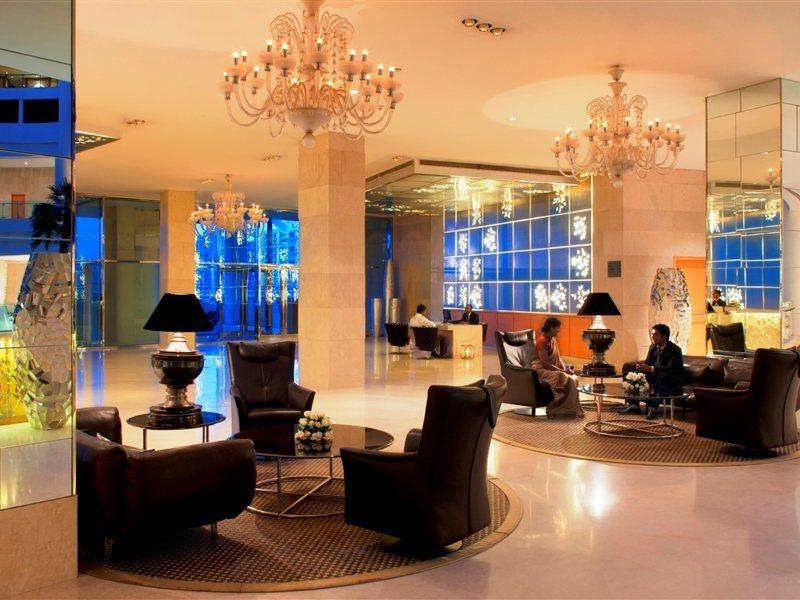 Radisson Blu Hotel New Delhi Dwarka Zewnętrze zdjęcie Lobby